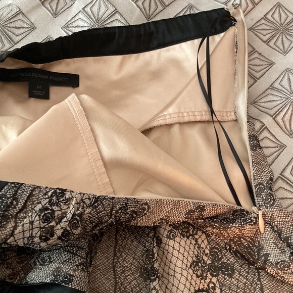 Express size 12 flowy “going out” halter top - Picture 3 of 13